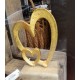 coeur sur socle en bois